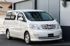 アルファードV