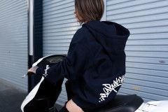 なるき屋 オリジナルパーカー ネイビー×ホワイトロゴ